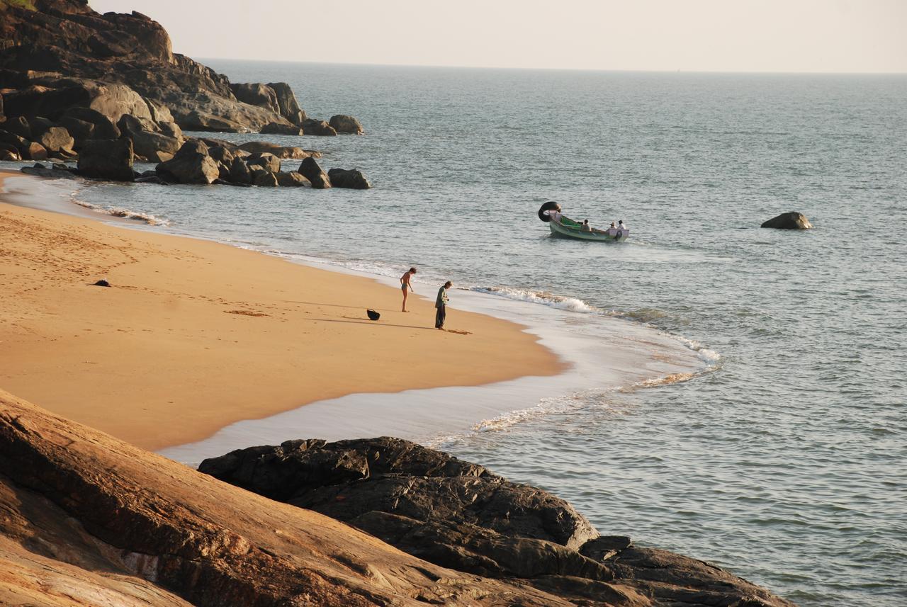 Honey Beach Cottages Gokarna  Exterior photo